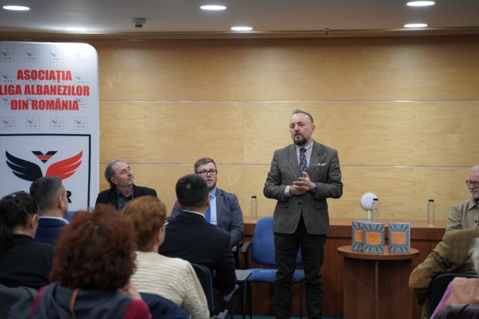 WhatsApp Image 2025-10-28 at 22.06.44